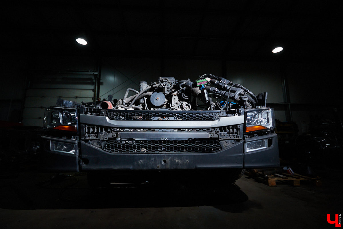 Настоящий мужской блог, в котором серьезные парни работают с огромными автомобилями за 10 миллионов рублей