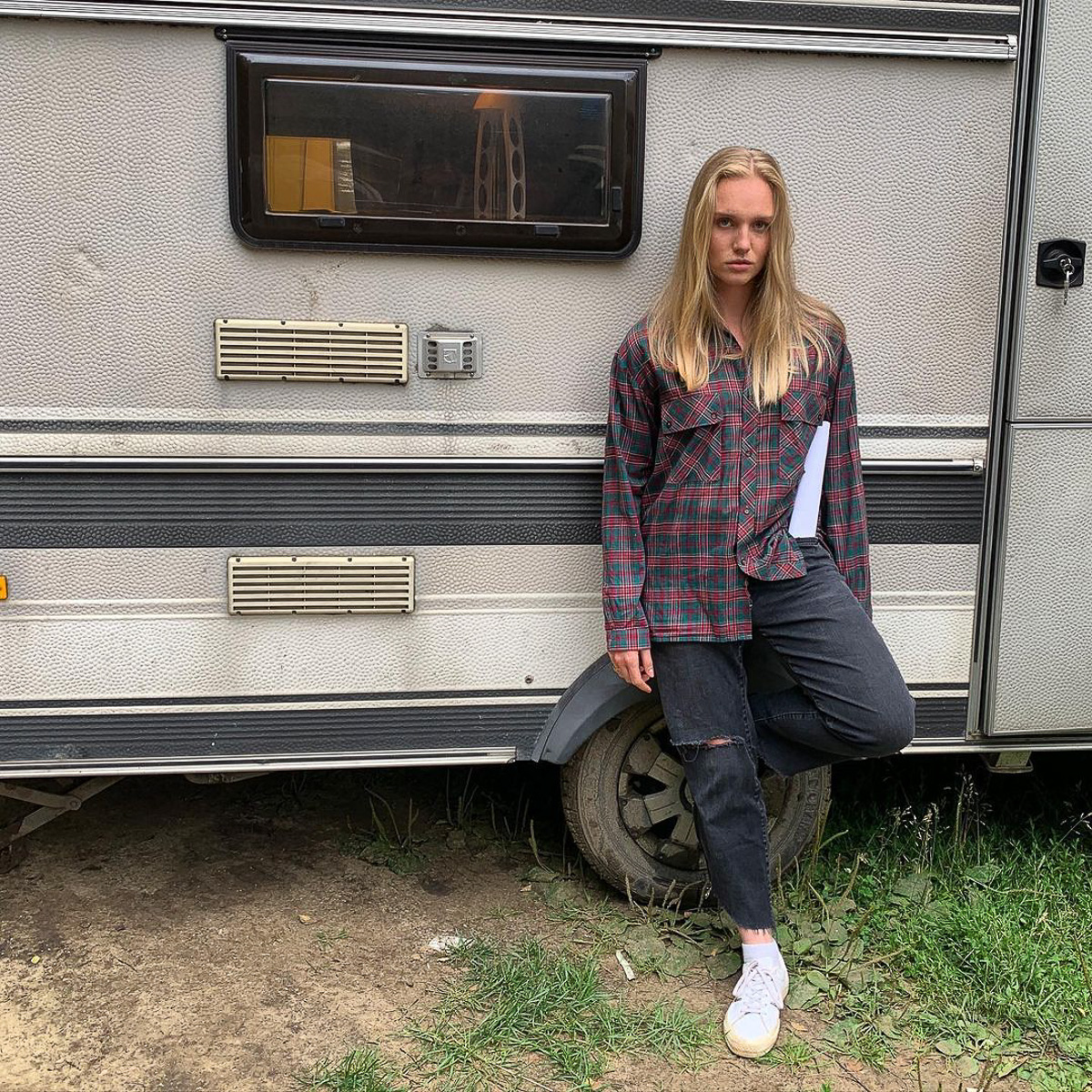 Молодая актриса Ирина Савакова родом из Суздаля. В российском сериале «Доктор Преображенский» она сыграла Люсю, любовницу главного героя. Была ли близка ей эта роль и как строит карьеру в Москве артистка из провинции?