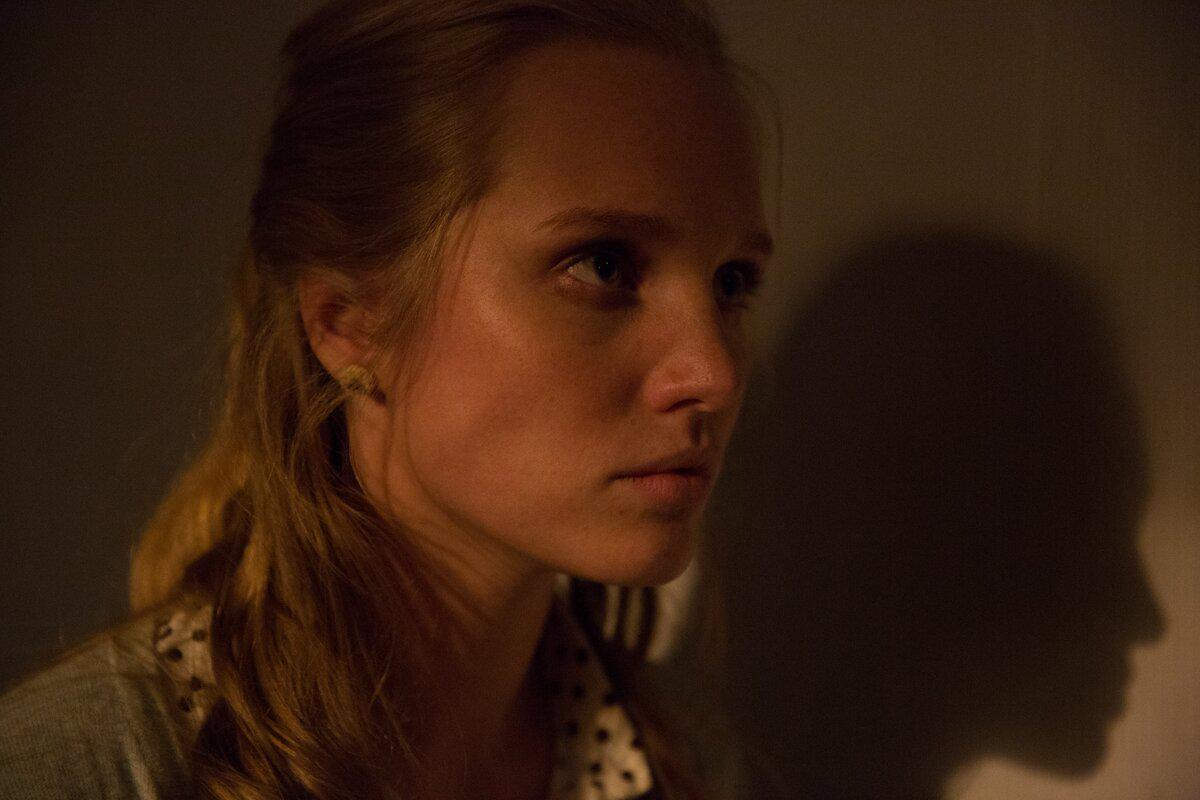 Молодая актриса Ирина Савакова родом из Суздаля. В российском сериале «Доктор Преображенский» она сыграла Люсю, любовницу главного героя. Была ли близка ей эта роль и как строит карьеру в Москве артистка из провинции?