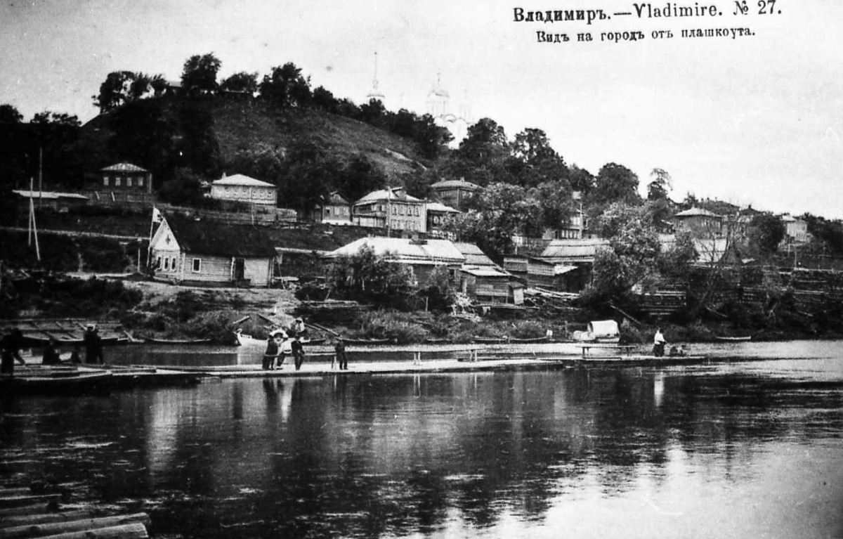 Летне-Перевозинская - улица в старой части Владимира. Уникальное место не только благодаря редкому названию.