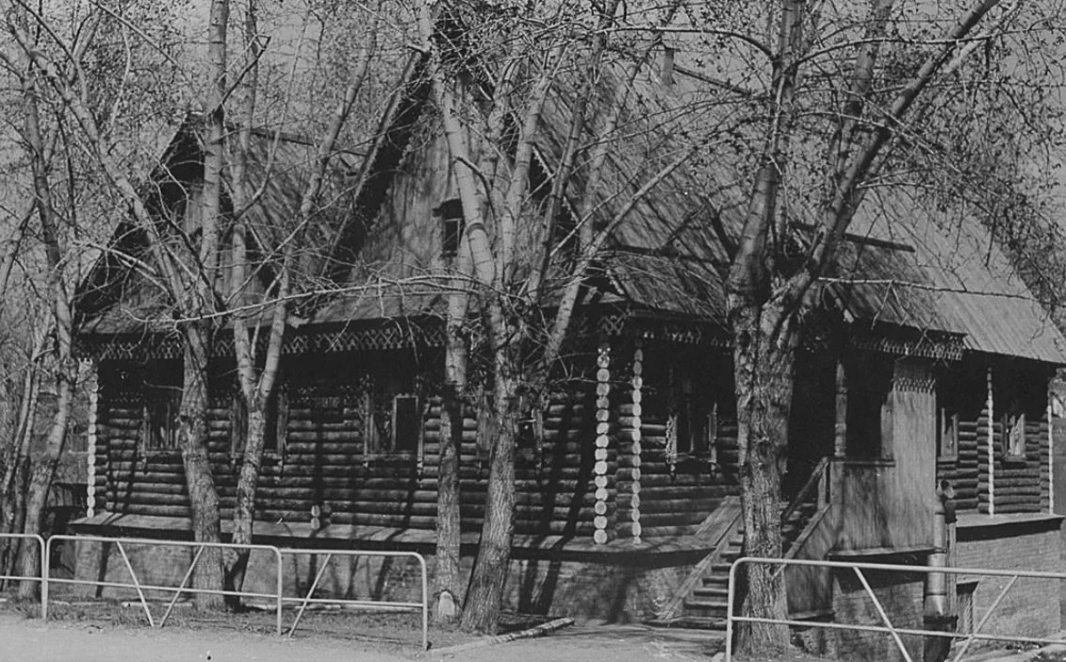 Летне-Перевозинская - улица в старой части Владимира. Уникальное место не только благодаря редкому названию.