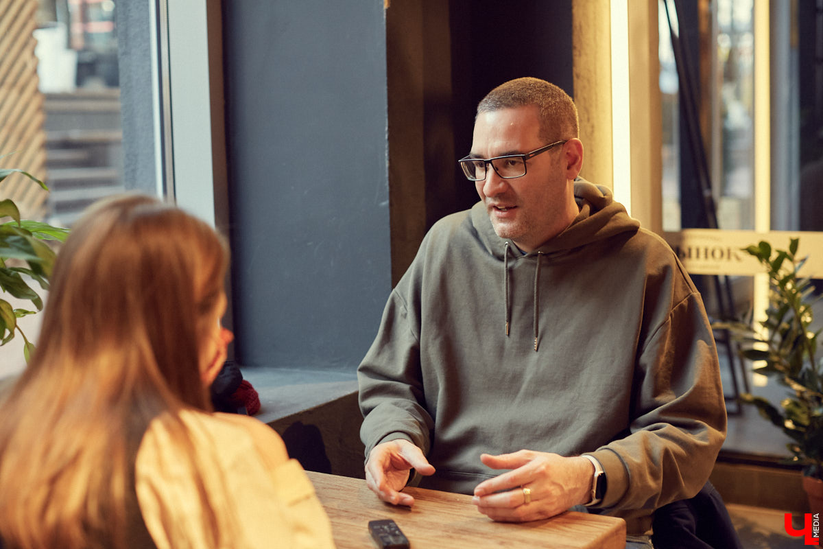 Россия глазами британца. Знакомимся с предпринимателем и блогером, который стремится рассказать всему миру о жизни во Владимире