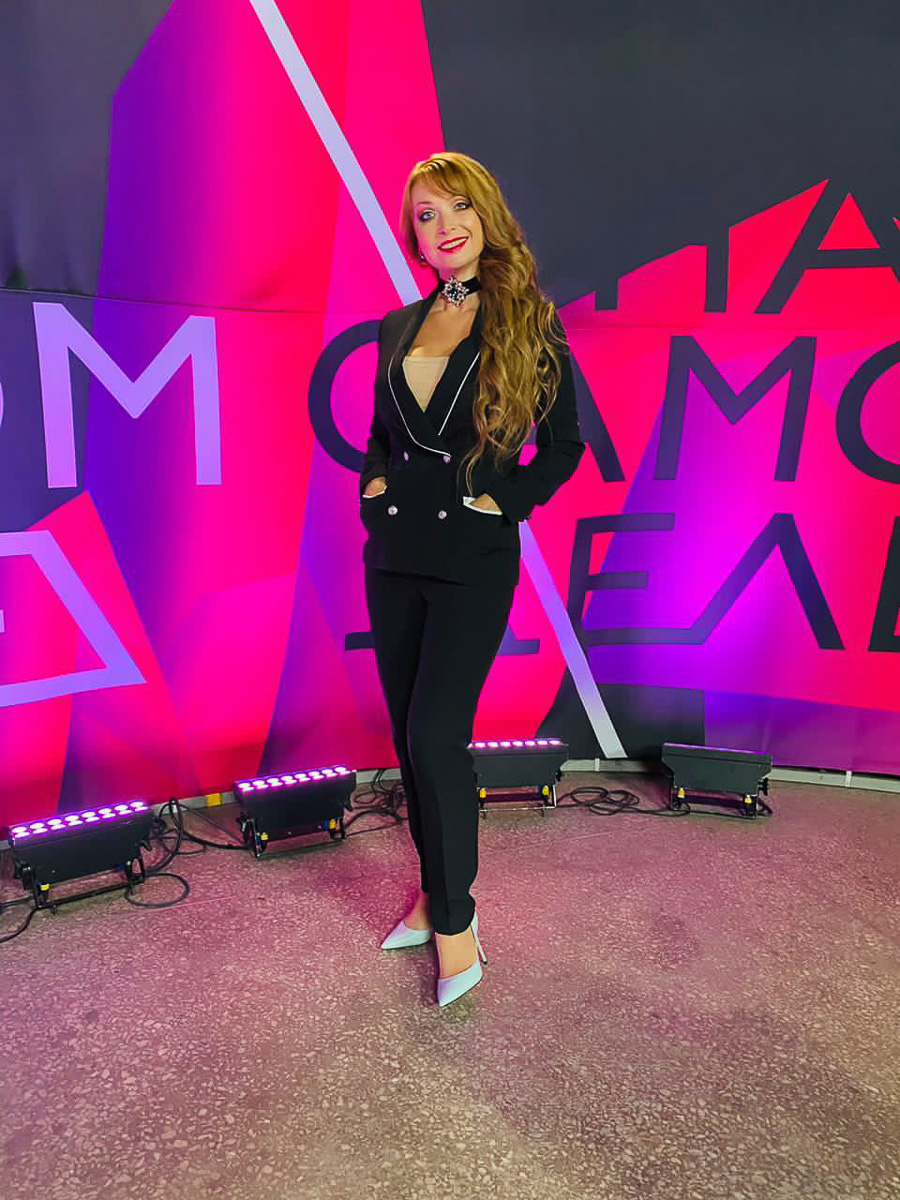 Почему ясновидение – опасный дар, и как изменить векторы судьбы. Об этом и многом другом читайте в интервью с Еленой Яриковой