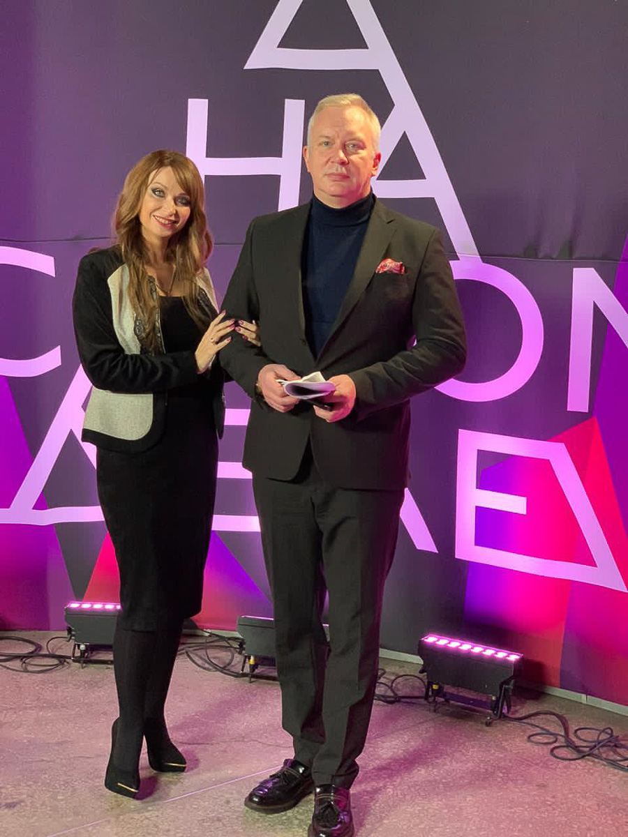 Почему ясновидение – опасный дар, и как изменить векторы судьбы. Об этом и многом другом читайте в интервью с Еленой Яриковой