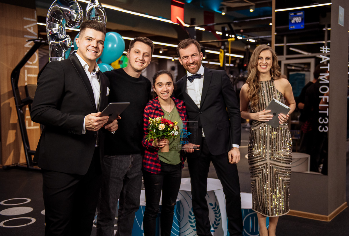 В выходные отгремел третий день рождения «Атмосферы». Да, он выпал не на самый подходящий для вечеринок период, именно поэтому креативная команда фитнес-клуба решила устроить онлайн-праздник!