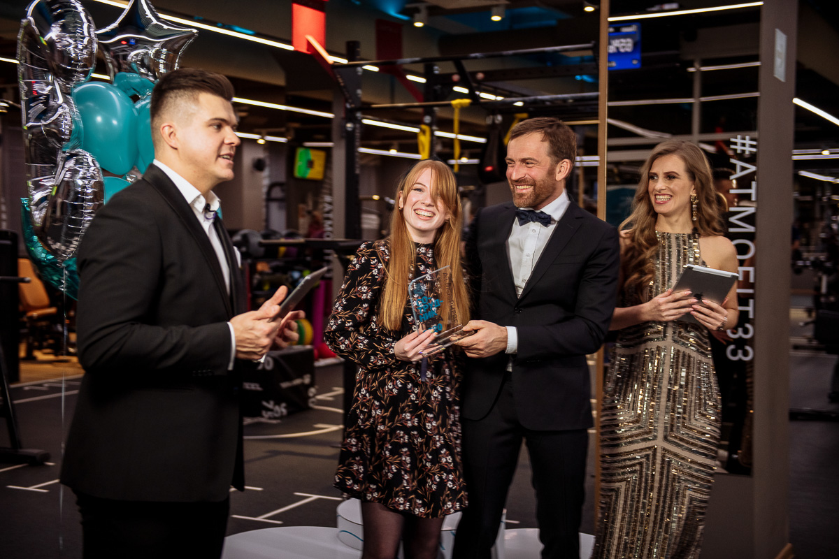 В выходные отгремел третий день рождения «Атмосферы». Да, он выпал не на самый подходящий для вечеринок период, именно поэтому креативная команда фитнес-клуба решила устроить онлайн-праздник!