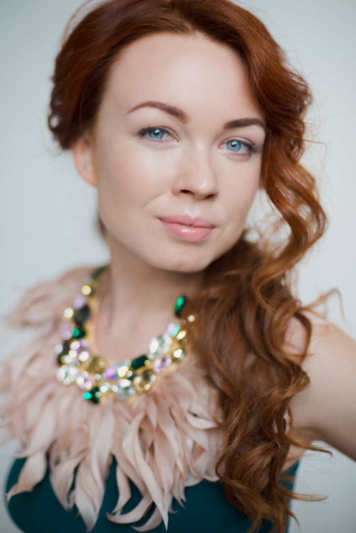 Чтобы вы без лишних хлопот смогли порадовать близких в праздничную ночь, мы попросили известных владимирцев поделиться рецептами своих фирменных блюд, а заодно рассказать, как они планируют встретить Новый, 2021 год.