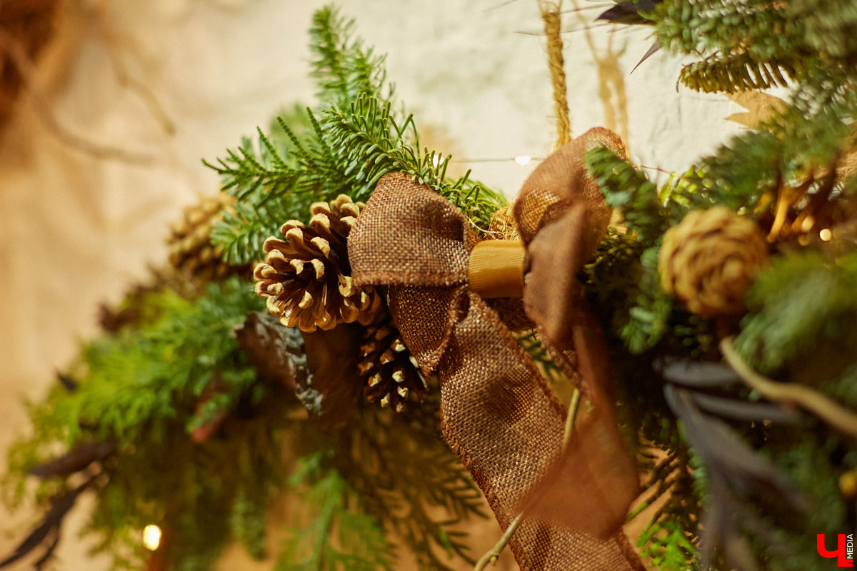 В минувшие выходные во Владимире прошел уже пятый по счету «Новогодний маркет». Кого он объединил и чем удивлял пришедших — читайте в нашем материале.