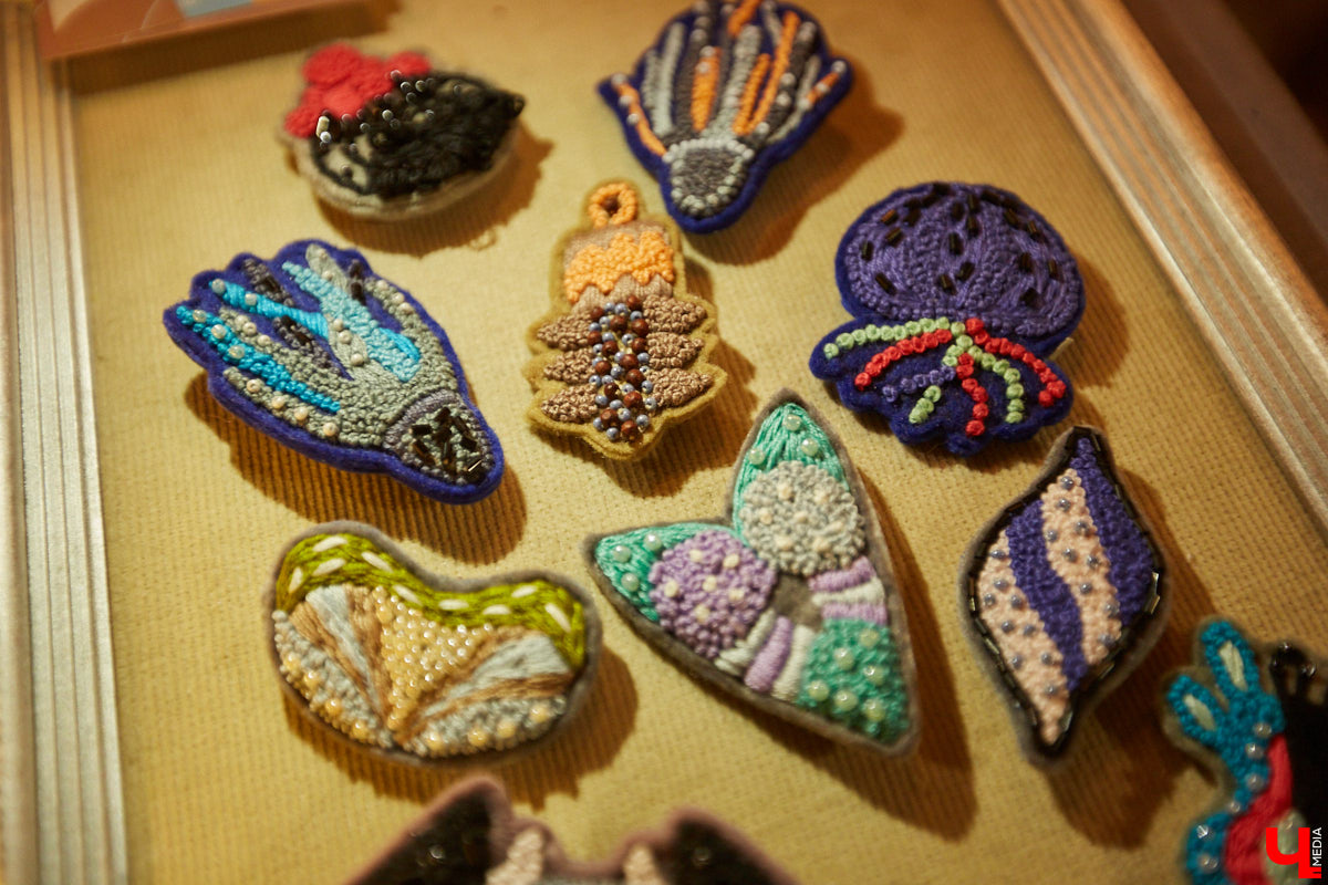 В минувшие выходные во Владимире прошел уже пятый по счету «Новогодний маркет». Кого он объединил и чем удивлял пришедших — читайте в нашем материале.