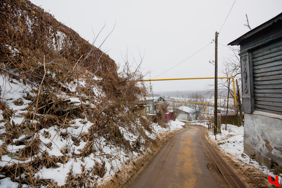 Продолжаем изучать старые и скромные улочки центра вместе с экскурсоводом Владимиром Новиковым. На очереди — Годова Гора.
