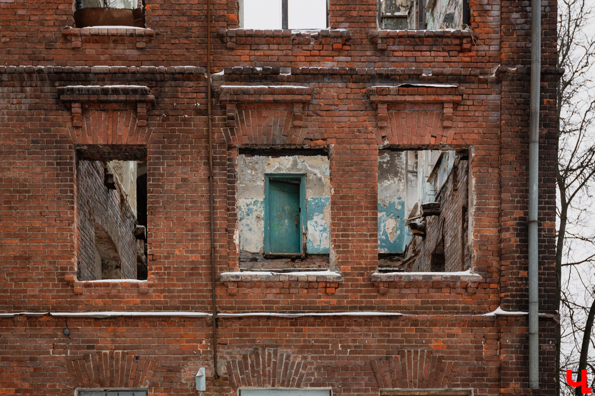 Продолжаем изучать старые и скромные улочки центра вместе с экскурсоводом Владимиром Новиковым. На очереди — Годова Гора.