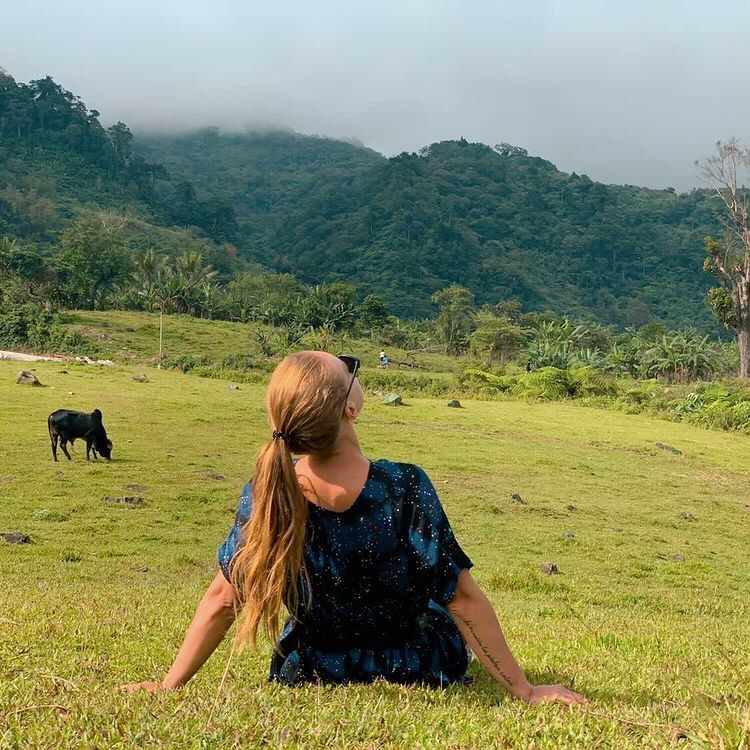 Истории владимирцев, которые уехали на ПМЖ за границу. Чем они там занимаются и как живут? 