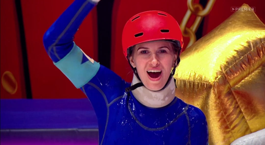 Новогодний выпуск «Золота Геленджика» с Аленой Маркеловой наконец-то вышел. Финалистка шоу рассказывает о проекте, новых знакомствах и переживаниях.