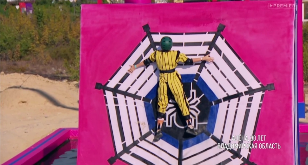 Новогодний выпуск «Золота Геленджика» с Аленой Маркеловой наконец-то вышел. Финалистка шоу рассказывает о проекте, новых знакомствах и переживаниях.