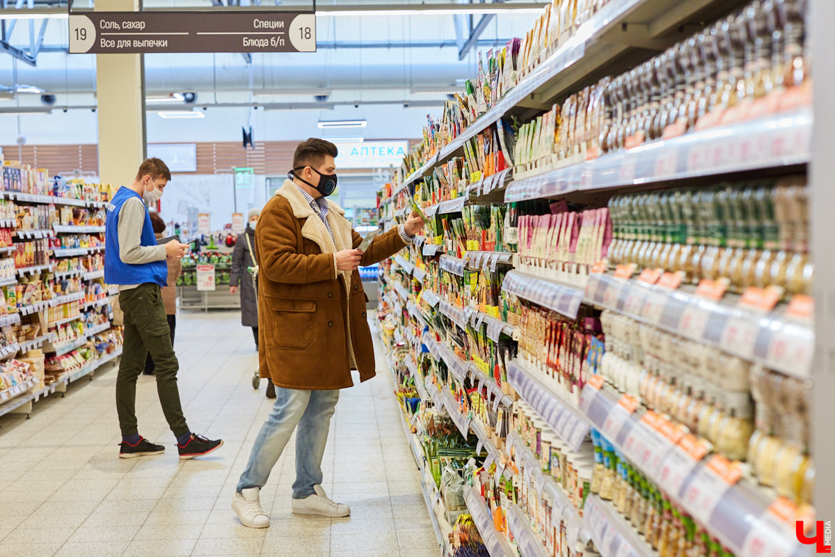 Владимирский Дед Мороз Егор Корсаков узнал рецепт прованских овощей, не грозящий возвратом сброшенных килограммов.