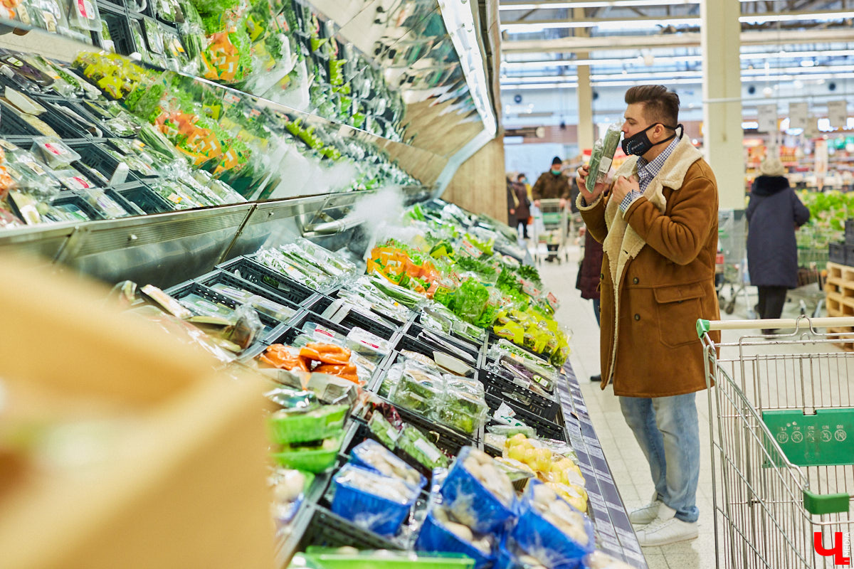 Владимирский Дед Мороз Егор Корсаков узнал рецепт прованских овощей, не грозящий возвратом сброшенных килограммов.