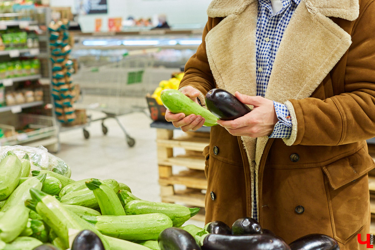 Владимирский Дед Мороз Егор Корсаков узнал рецепт прованских овощей, не грозящий возвратом сброшенных килограммов.