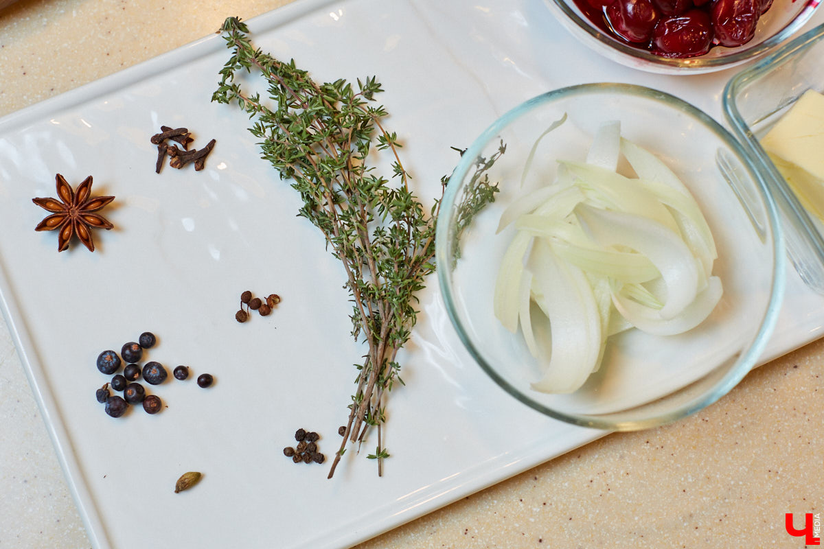 Владимирский Дед Мороз Егор Корсаков узнал рецепт прованских овощей, не грозящий возвратом сброшенных килограммов.