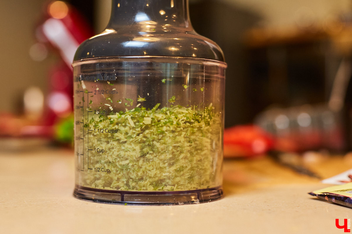 Владимирский Дед Мороз Егор Корсаков узнал рецепт прованских овощей, не грозящий возвратом сброшенных килограммов.