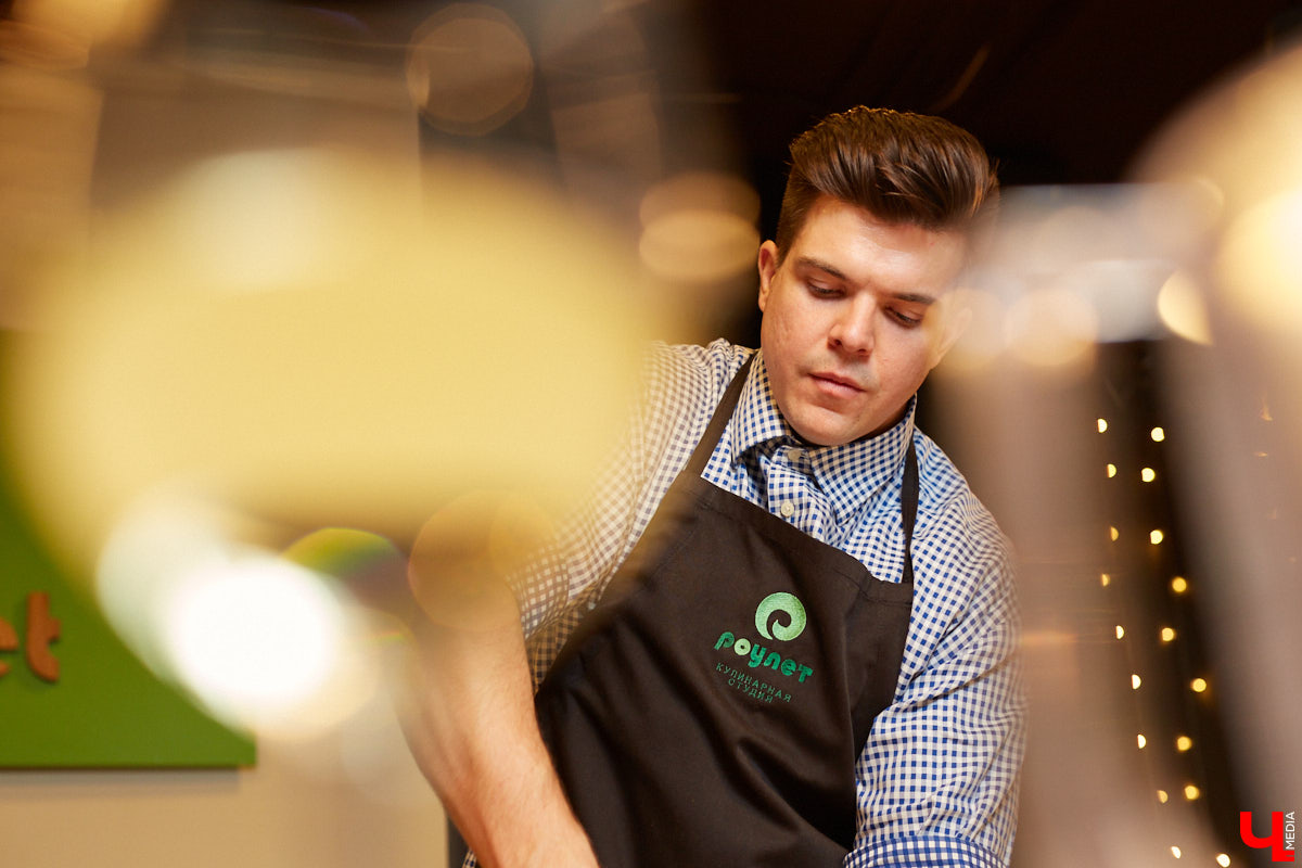 Владимирский Дед Мороз Егор Корсаков узнал рецепт прованских овощей, не грозящий возвратом сброшенных килограммов.