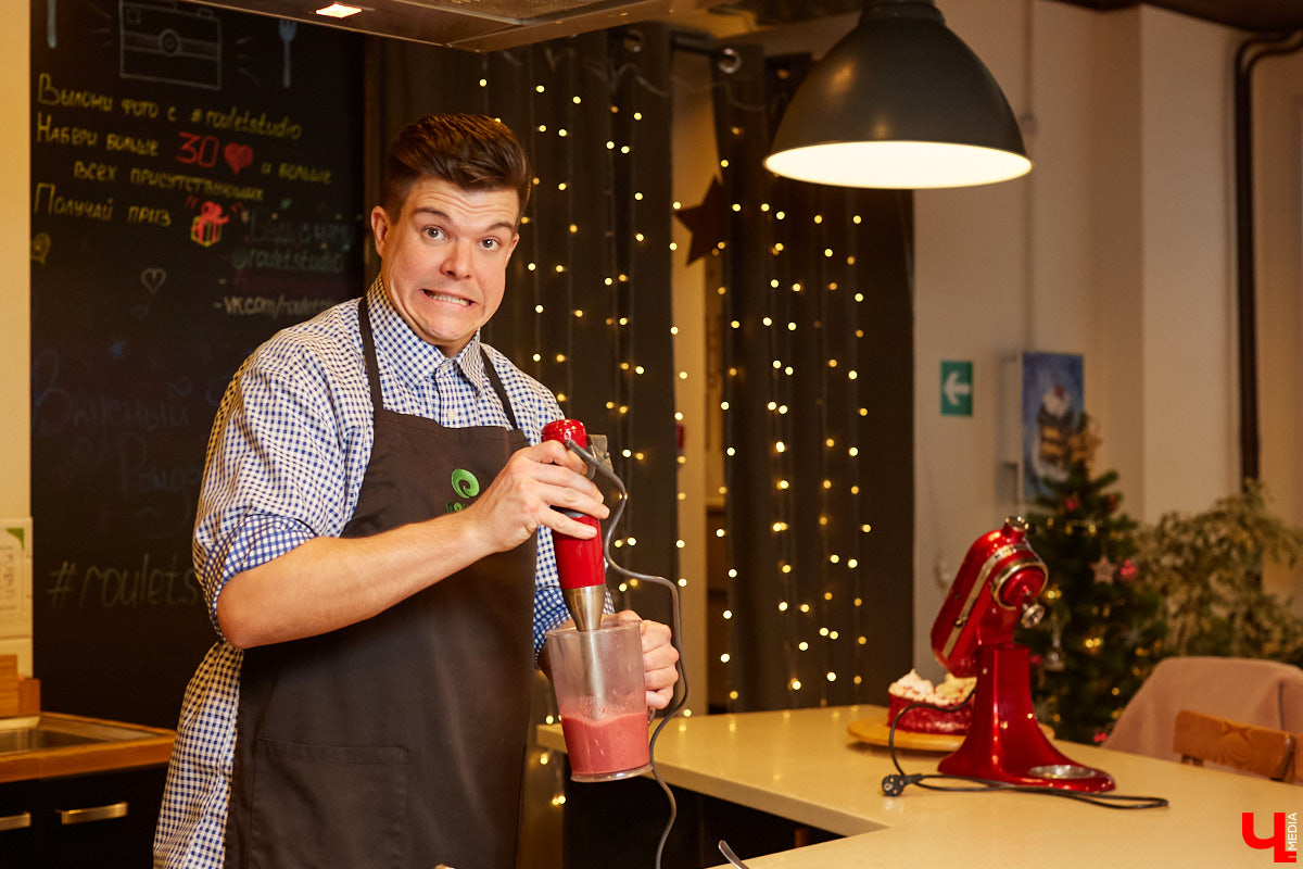 Владимирский Дед Мороз Егор Корсаков узнал рецепт прованских овощей, не грозящий возвратом сброшенных килограммов.