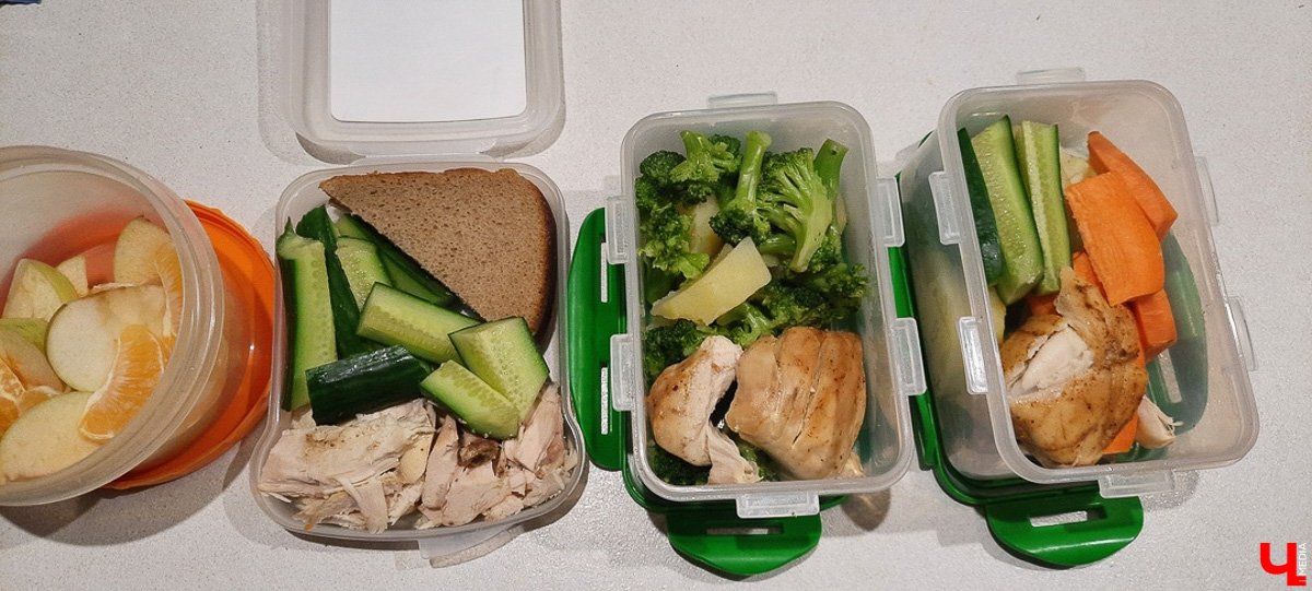 Похудеть к Новому году почти на 5 кг, без проблем надеть любимое платье — все это оказалось реальным. Рассказываем о ходе эксперимента по снижению веса в клинике «Доктор Борменталь»