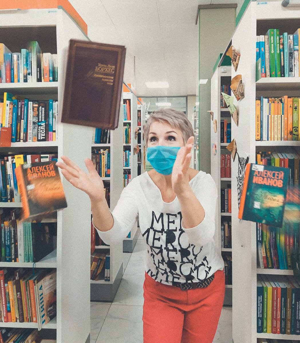 Январские каникулы — время, которое можно посвятить саморазвитию. В помощь — топ-5 книг от координатора проектов Владимирской областной библиотеки для детей и молодежи Ирины Дубиневич.