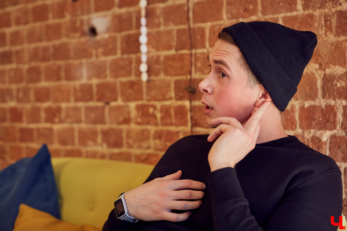 Лиричный настрой под звуки саксофона&nbsp;с, пожалуй, самым медийным «духовиком» города Ильей Марселем.