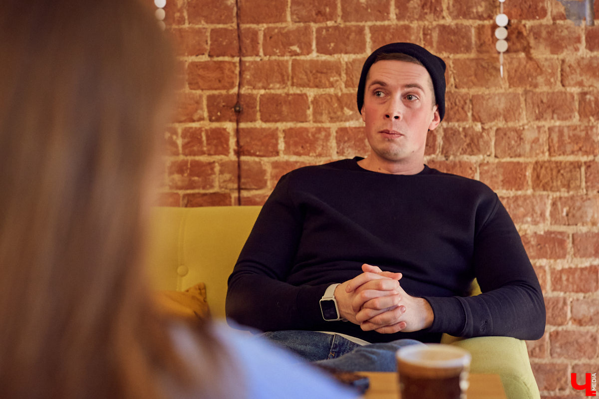 Лиричный настрой под звуки саксофона&nbsp;с, пожалуй, самым медийным «духовиком» города Ильей Марселем.