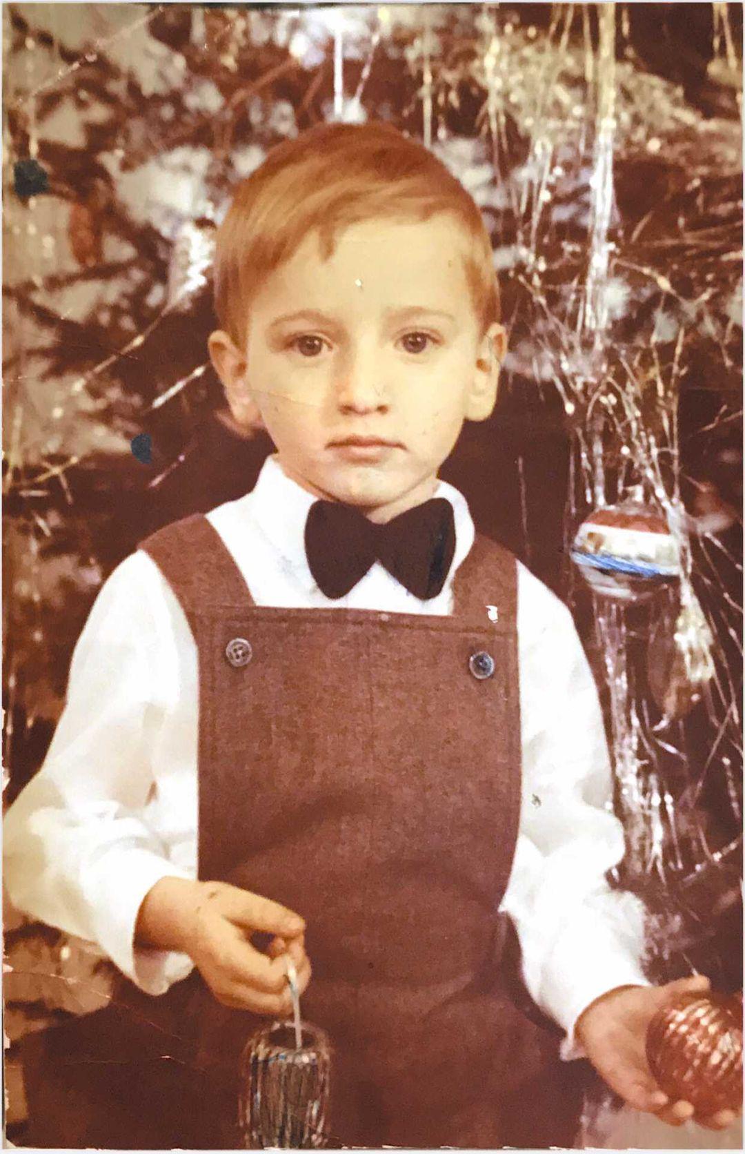 Что может быть интереснее, чем с головой окунуться в детские воспоминания? Так, как это уже сделали вместе с "Ключ-Медиа" владимирские музыканты, фотографы, радиоведущие и другие известные в городе личности.