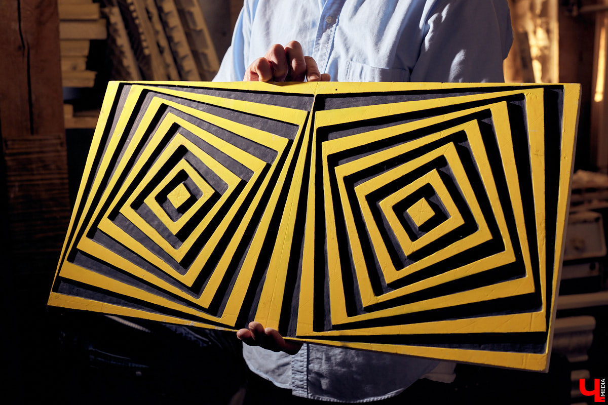 Владимирский реставратор Михаил Царенко рассказывает о реставрации Эрмитажа, удивительно хитрых работах и создаваемых с дочерью Снежаной и дизайнером Евгением Матюхиным гипсовых 3D панелях