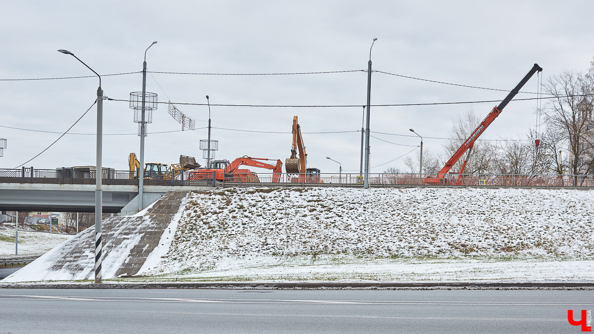 В 33-м регионе обсуждают перспективы роста цен на билеты за проезд в общественном транспорте. И это далеко не все дорожные новости на сегодня.