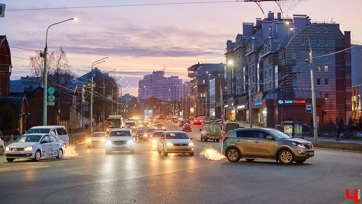 В 33-м регионе обсуждают перспективы роста цен на билеты за проезд в общественном транспорте. И это далеко не все дорожные новости на сегодня.