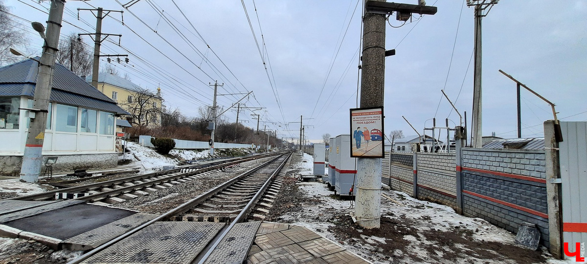 В 33-м регионе обсуждают перспективы роста цен на билеты за проезд в общественном транспорте. И это далеко не все дорожные новости на сегодня.