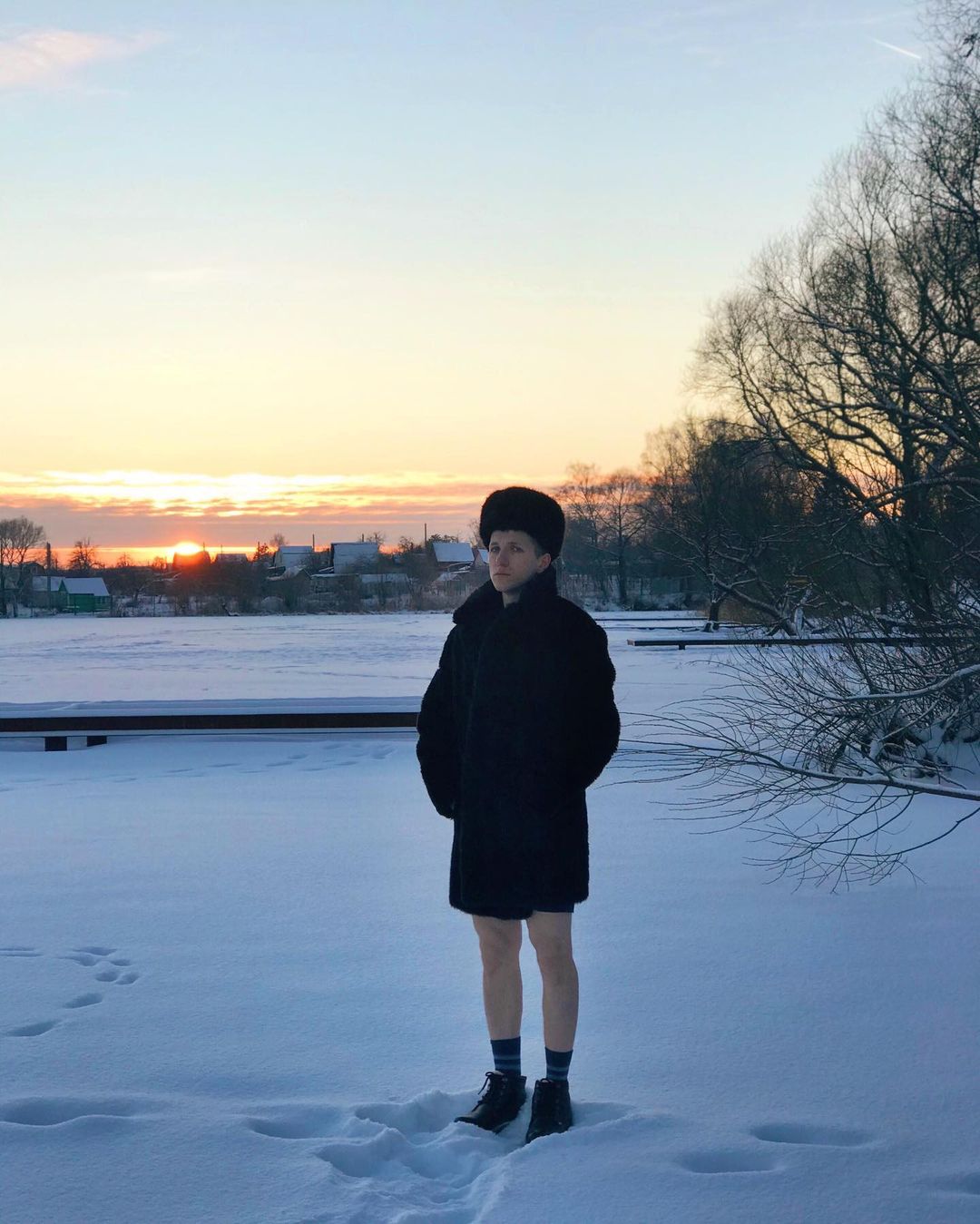 Мороз не повод, чтобы отложить фотосессию! Владимирцы разделись на холоде, чтобы сделать крутые снимки.