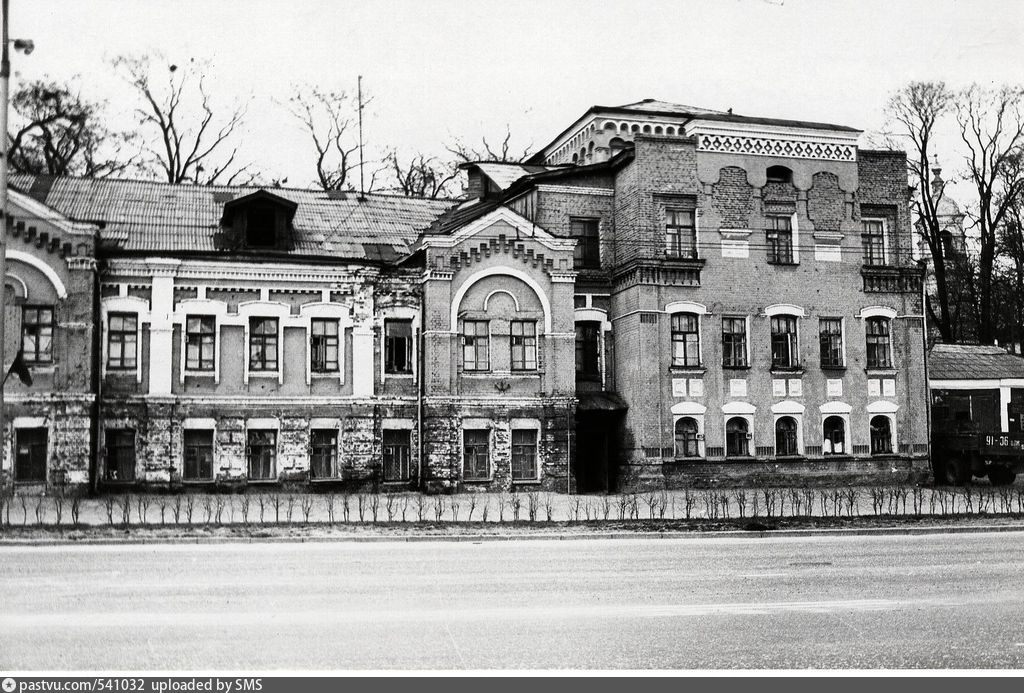 Арбузы для царя, или История легендарных владимирских огородников Муравкиных.