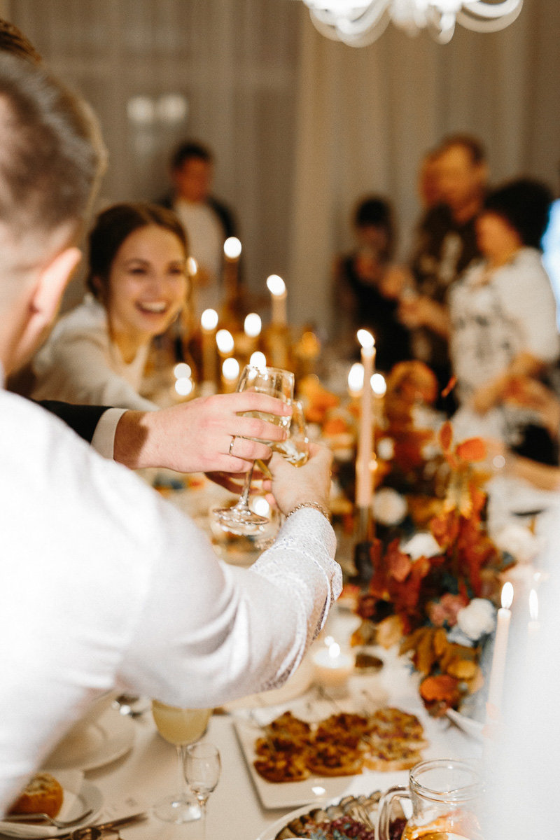 Свадебный портал wedmate.ru снова проводит премию для владимирских молодоженов! Если вы обручились в 2020 году, то советуем вам побороться за призовой фонд в 25 000 рублей.