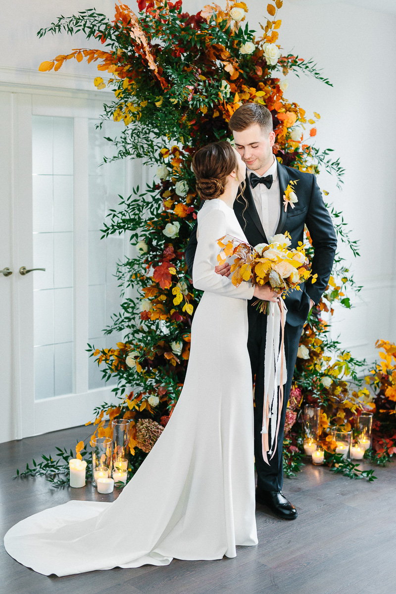 Свадебный портал wedmate.ru снова проводит премию для владимирских молодоженов! Если вы обручились в 2020 году, то советуем вам побороться за призовой фонд в 25 000 рублей.