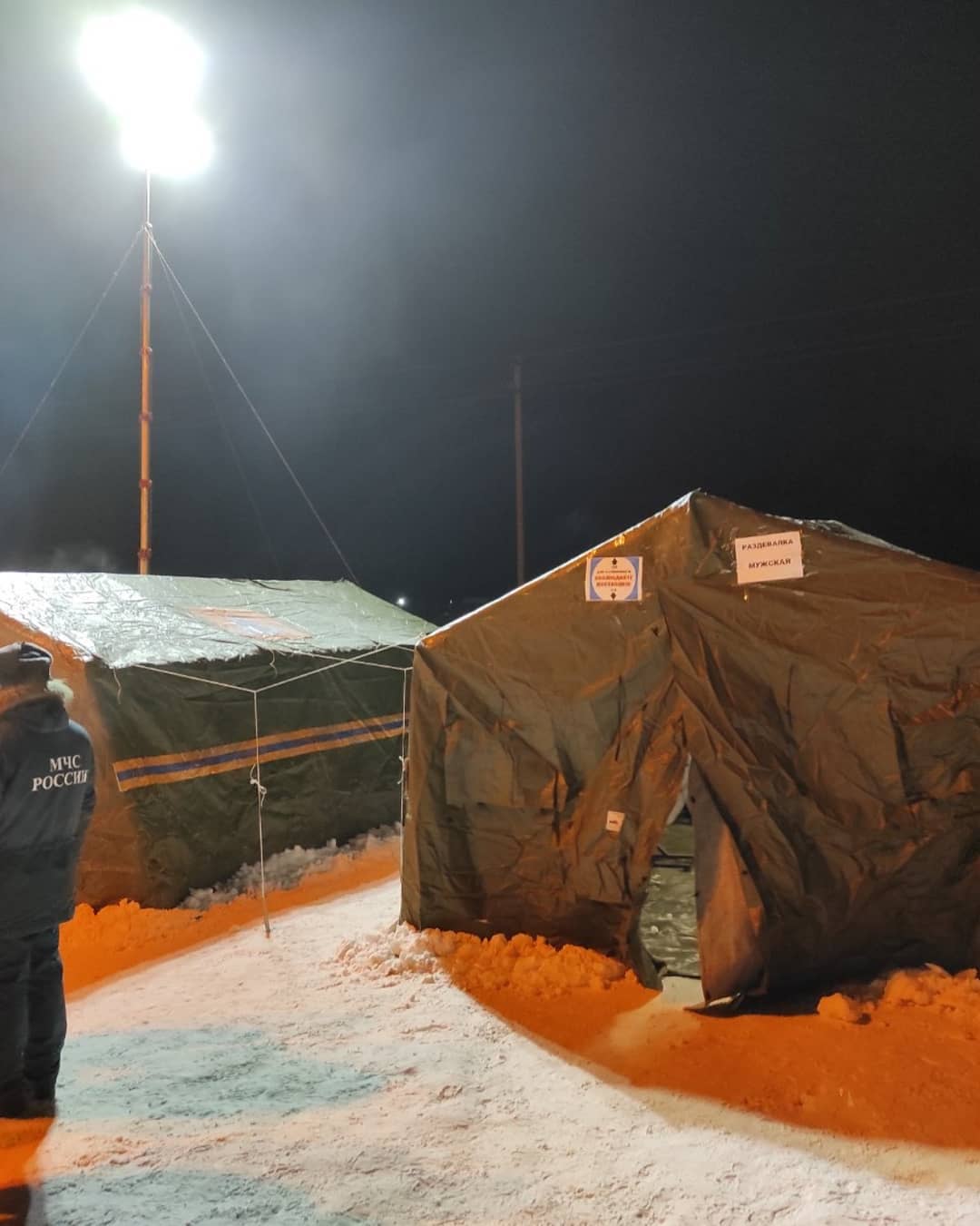 Вы любите морозы? А я в них купался. Владимирские спортсмены и любители экстремального плавания выходят на связь и рассказывают о своих крещенских развлечениях.