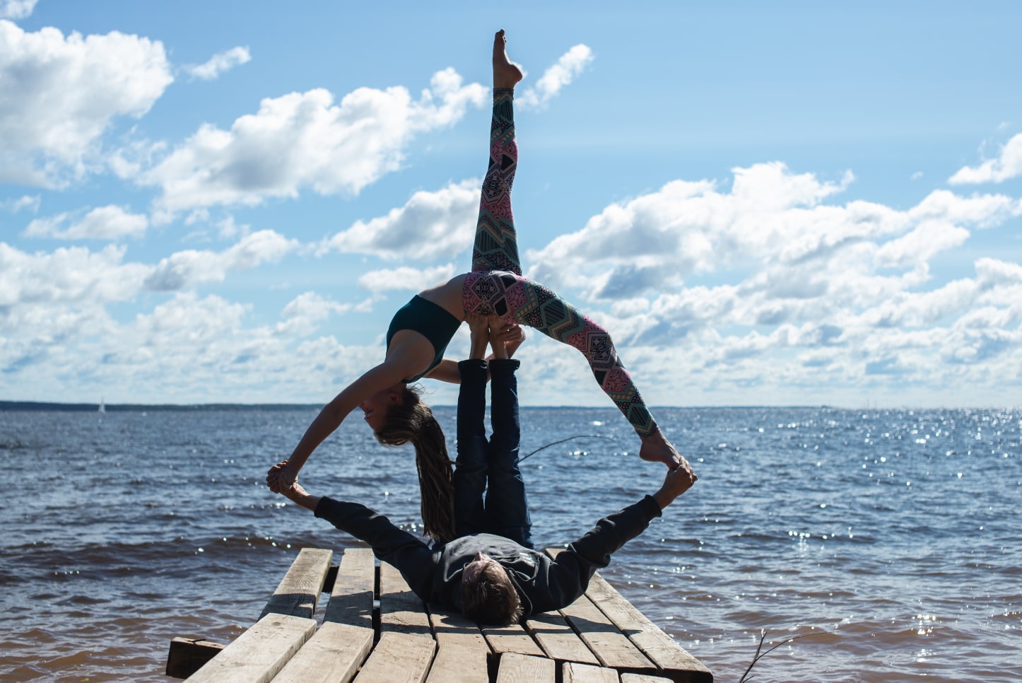 По мнению некоторых владимирцев, йога помогает перезагрузиться и обрести гармонию с собой и окружающим миром. Читайте на нашем сайте их мотивирующие истории о том, что асаны — это совсем не сложно.