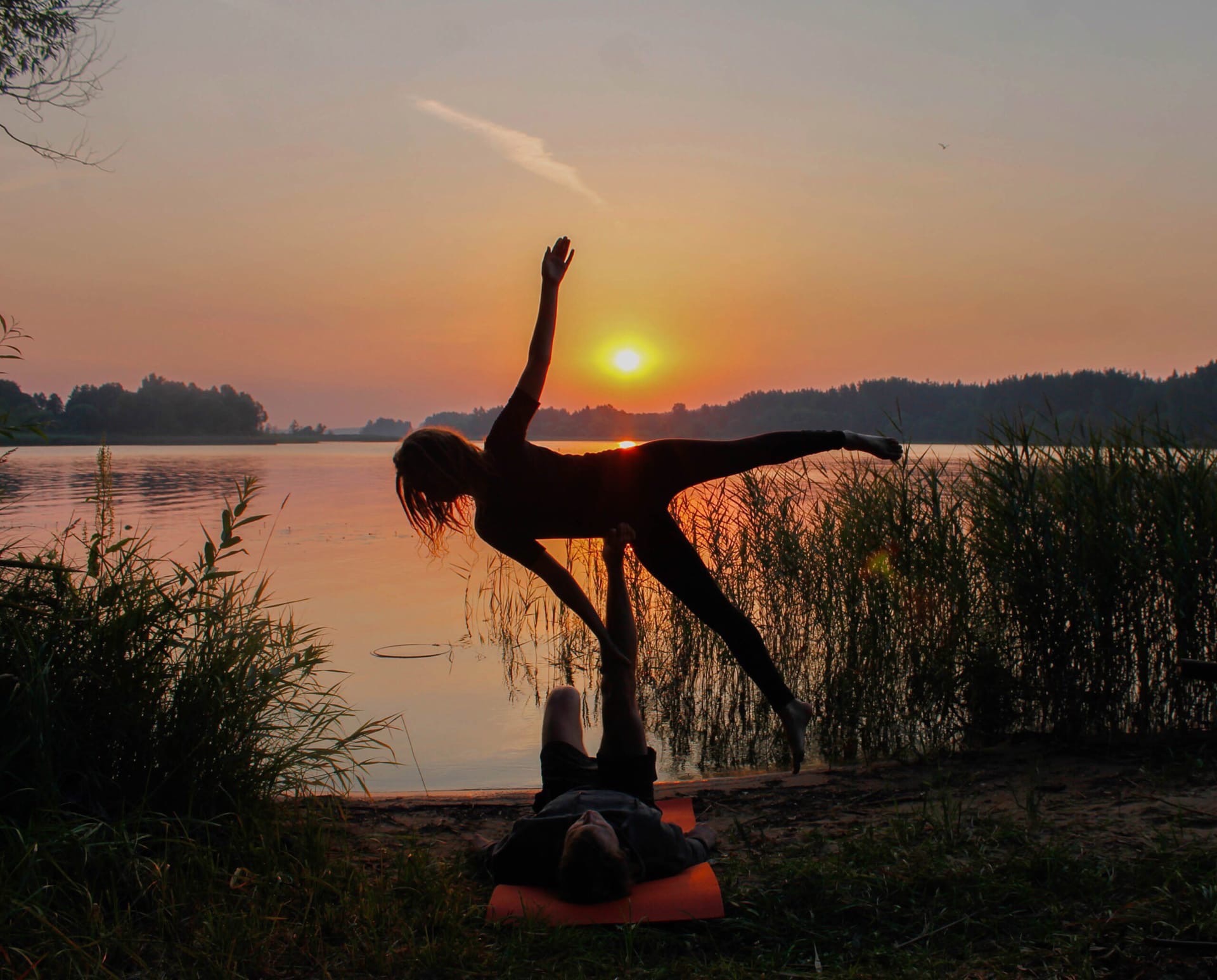 По мнению некоторых владимирцев, йога помогает перезагрузиться и обрести гармонию с собой и окружающим миром. Читайте на нашем сайте их мотивирующие истории о том, что асаны — это совсем не сложно.