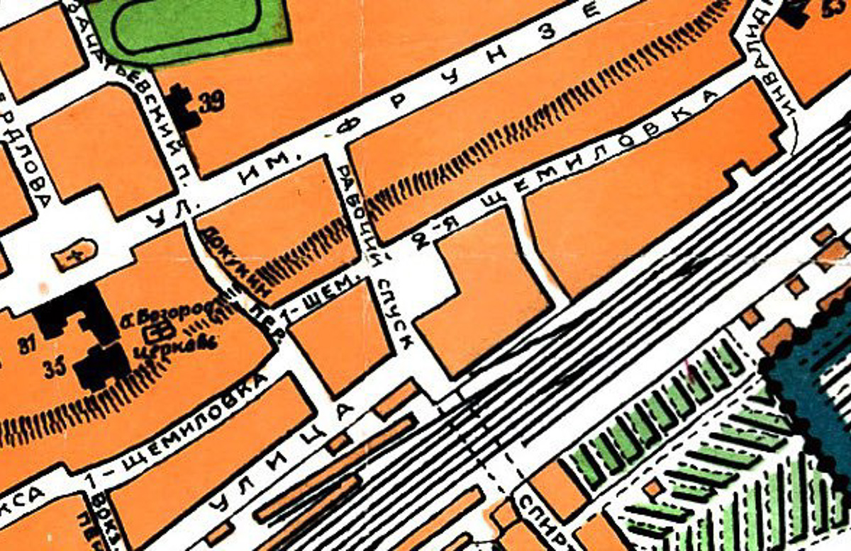 Почему в начале 20-го века Рабочая улица во Владимире называлась Щемиловкой? Кто и как жил на ней? На эти и другие вопросы мы нашли ответы, гуляя по городу с экскурсоводом Владимиров Новиковым.