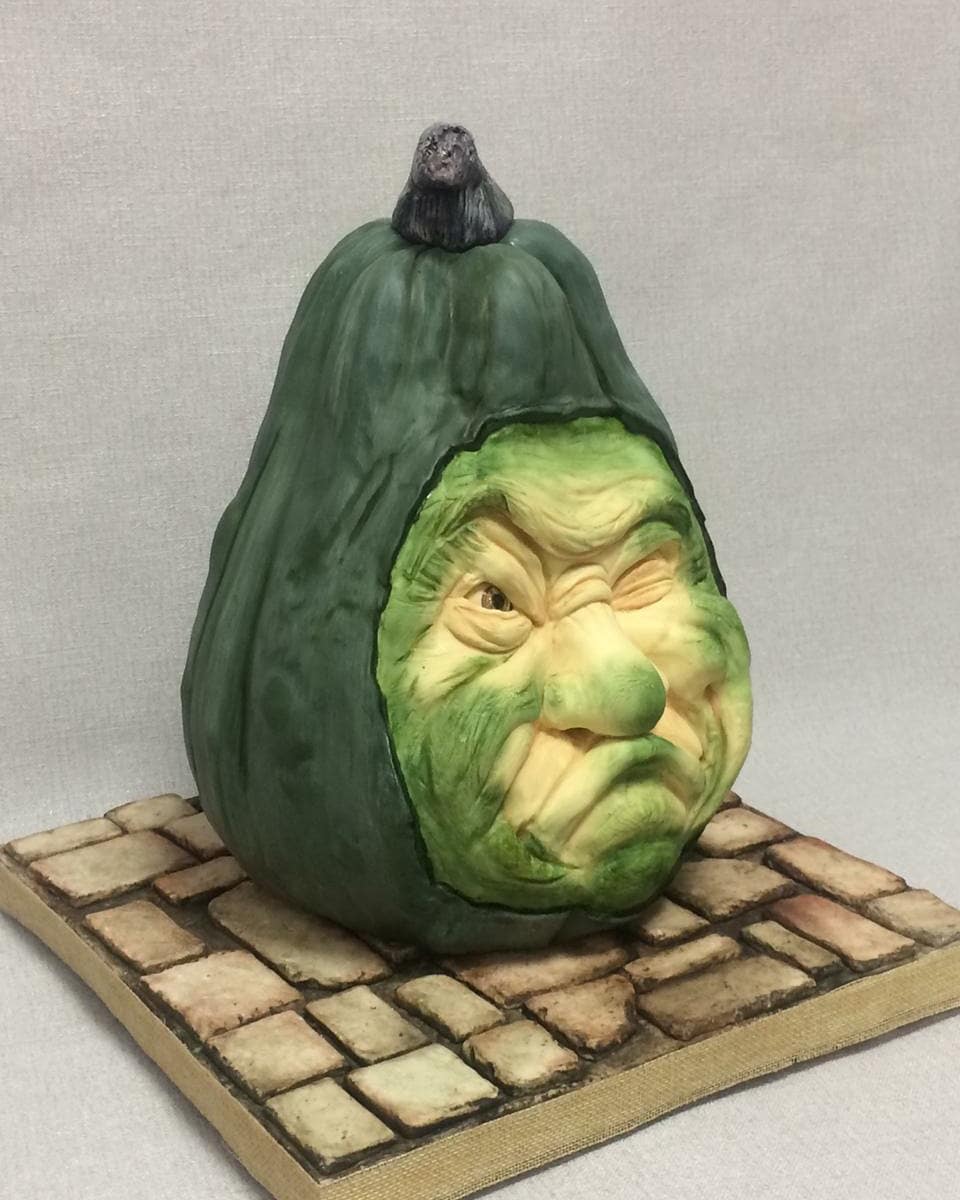 Как много все-таки умельцев в нашем крае. В Александрове, например, живет кондитер, которая не так давно взяла первое место на лондонском конкурсе «Cake International».