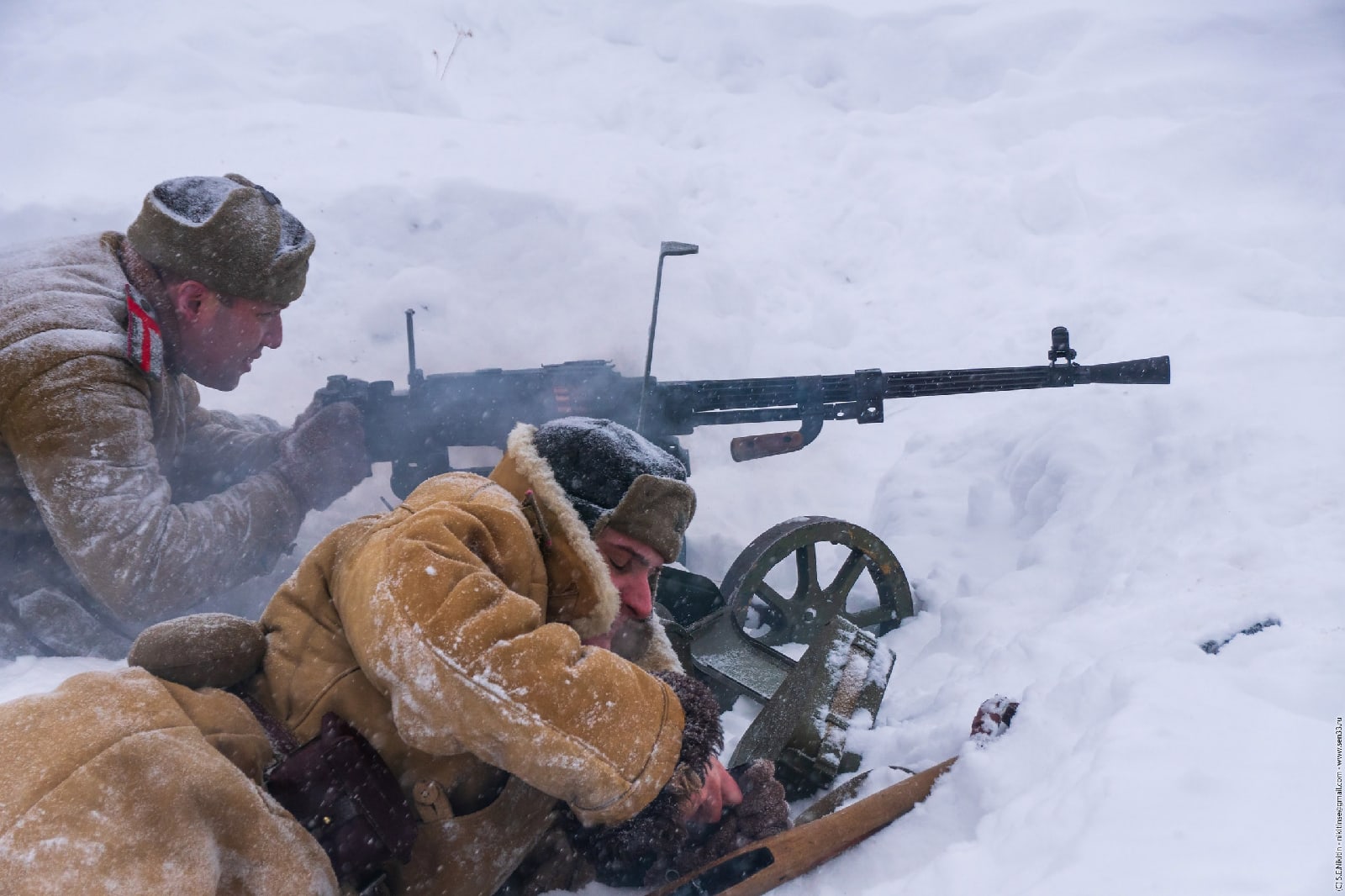 Участники ковровского военно-патриотического проекта «Наследники победы» сняли мини-фильм о тактических учениях подразделений Красной армии периода 1943 года.