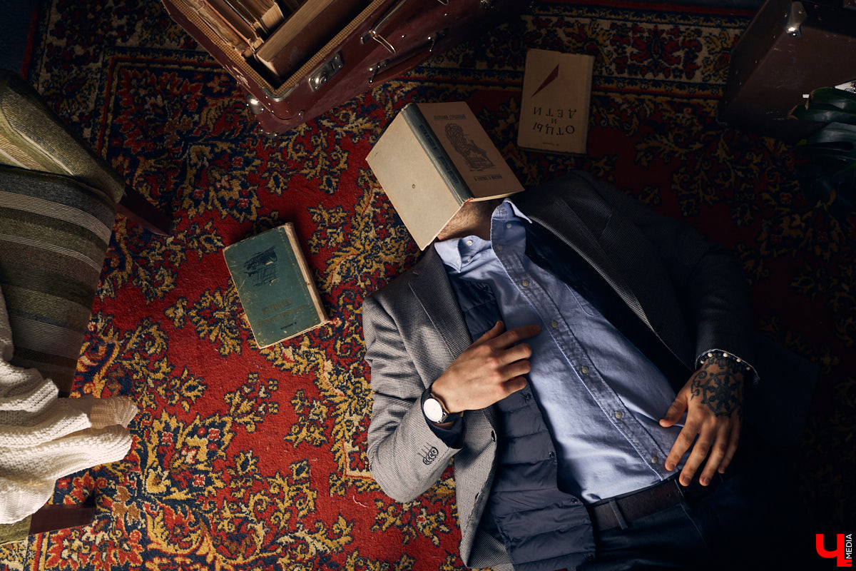 Вдохновляемся образом деятельного мечтателя и добавляем многослойности в этом сезоне. В кадре владимирский бизнесмен, писатель Александр Симкин