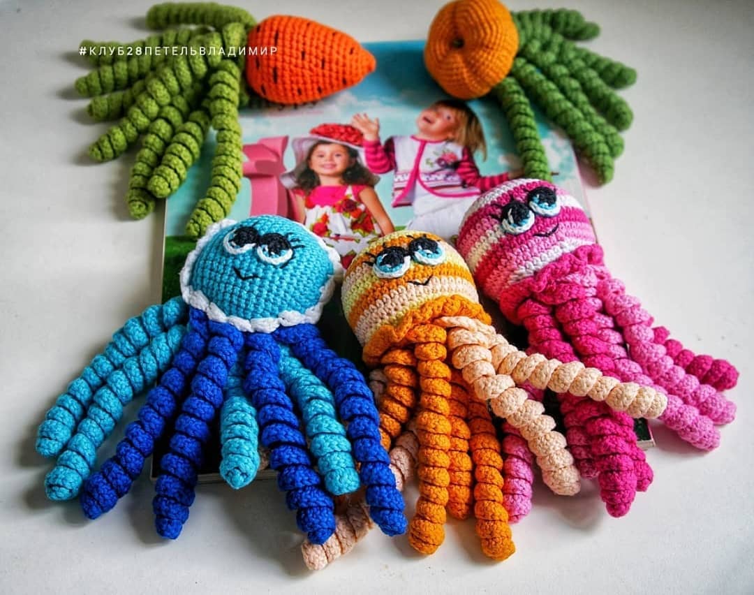 Клуб «28 петель». Чем именно там занимаются? Что за хорошие дела делают? Выяснили в интервью с координатором проекта Оксаной Митрофановой.