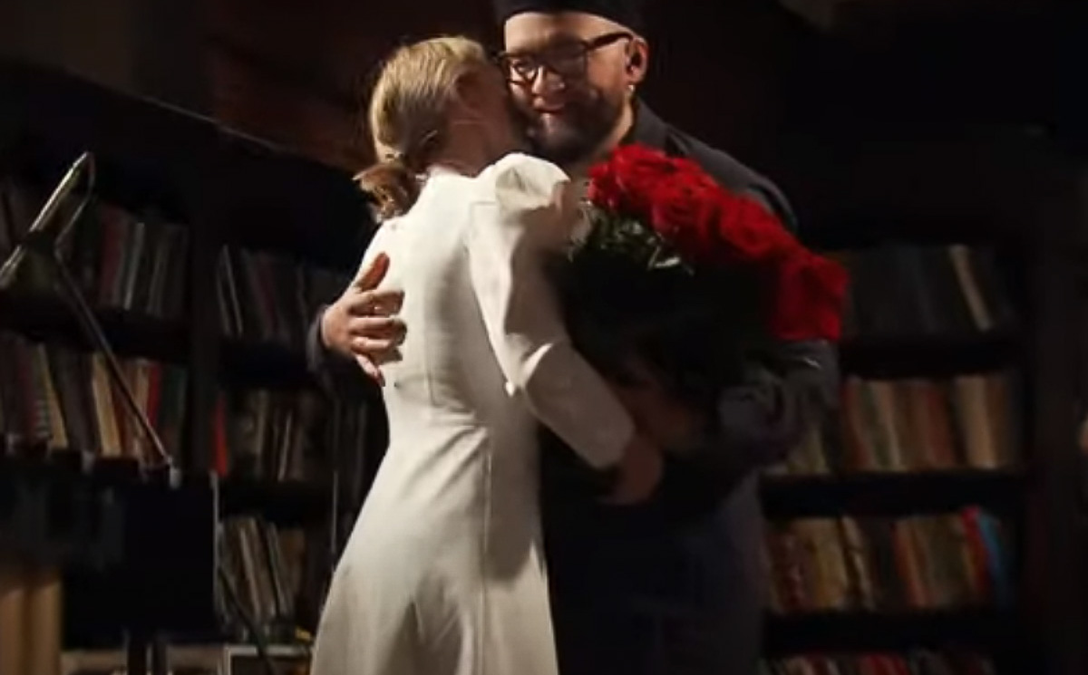 В эти выходные вышел очередной выпуск программы «Квартирник НТВ у Маргулиса», где «Рекорд Оркестр» смог показать себя с новой стороны.