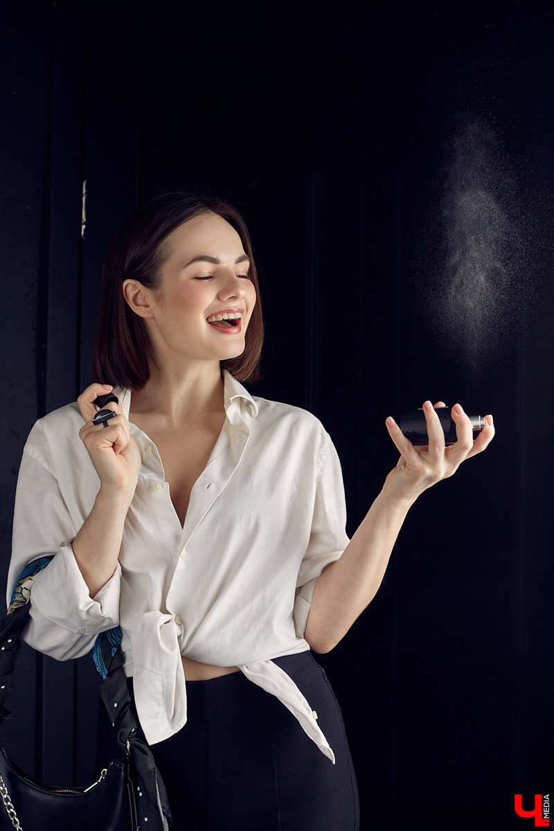 Сабина Ханбабаева успешно сочетает в себе образы сетевого предпринимателя, певицы и блогера