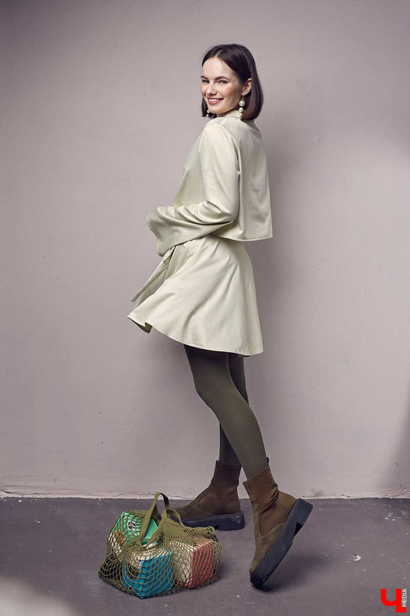 Сабина Ханбабаева успешно сочетает в себе образы сетевого предпринимателя, певицы и блогера