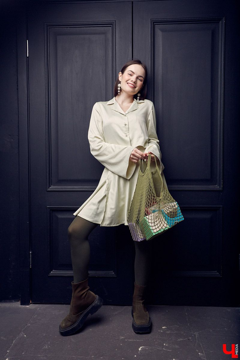 Сабина Ханбабаева успешно сочетает в себе образы сетевого предпринимателя, певицы и блогера